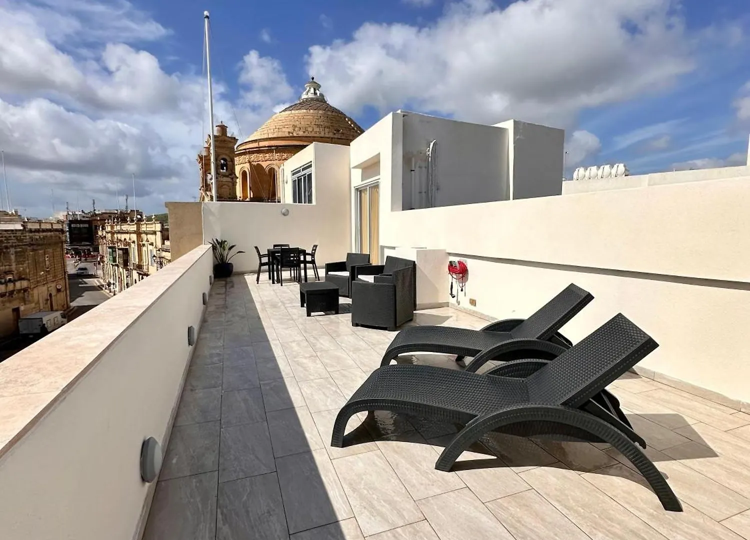 Mosta Dome Penthouse Apartment